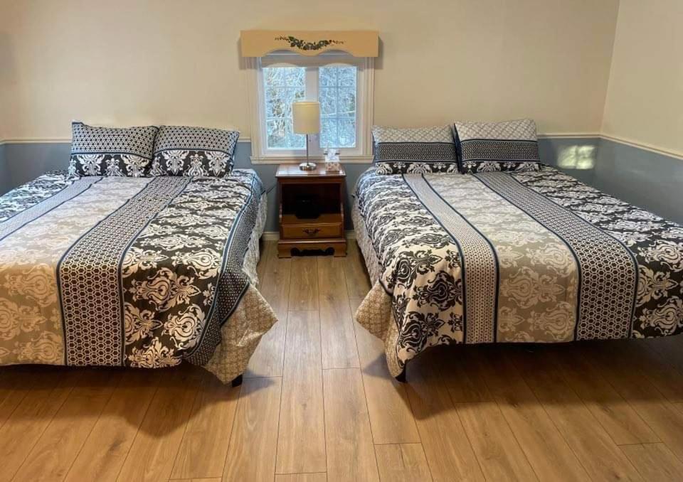 Gite Macdale B&B Paspebiac Екстер'єр фото